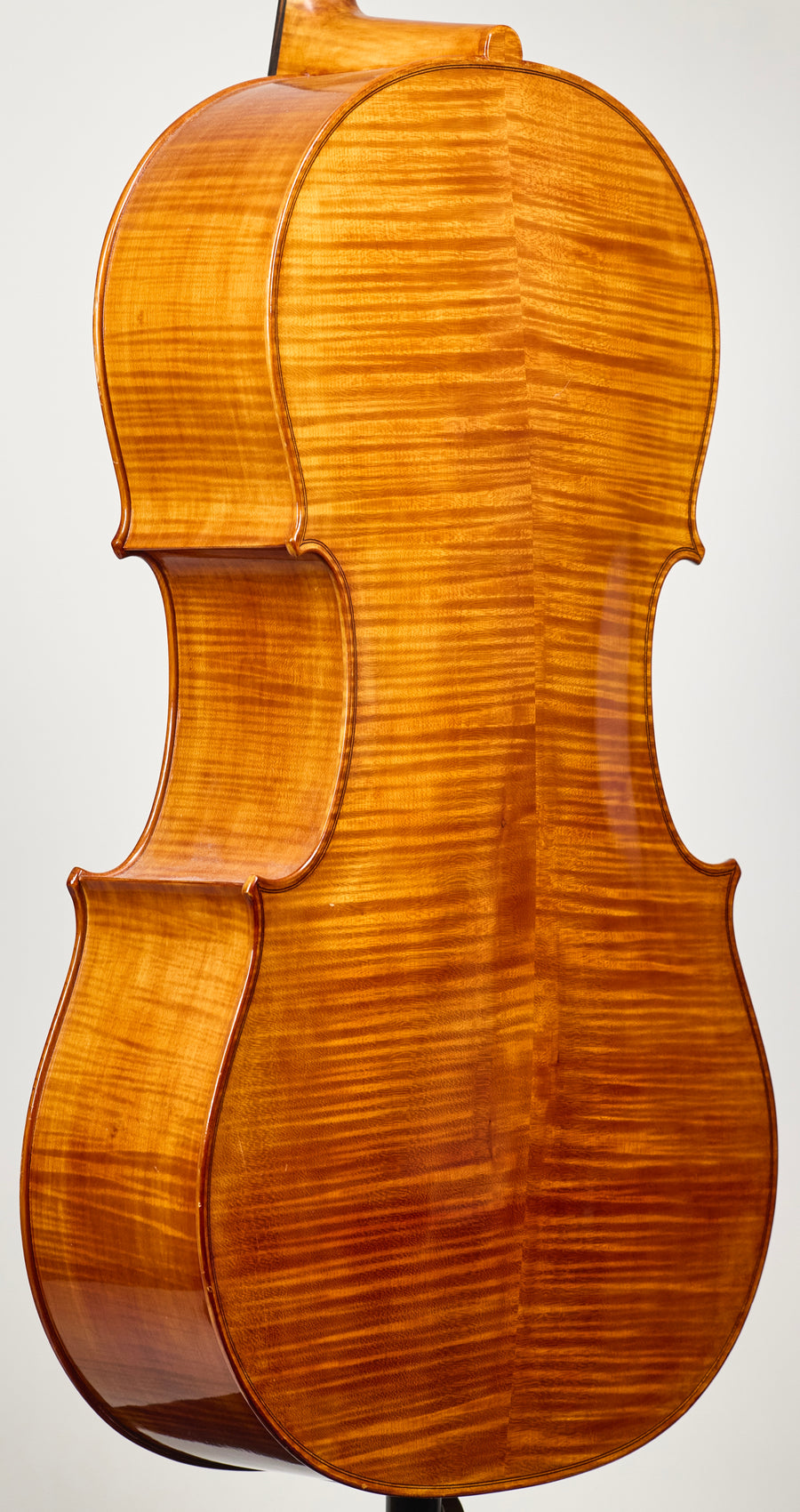 Italian Rant Cello A Striking Italian Cello By Luigi Villa, Milan - 1987. – Cohen Violins
