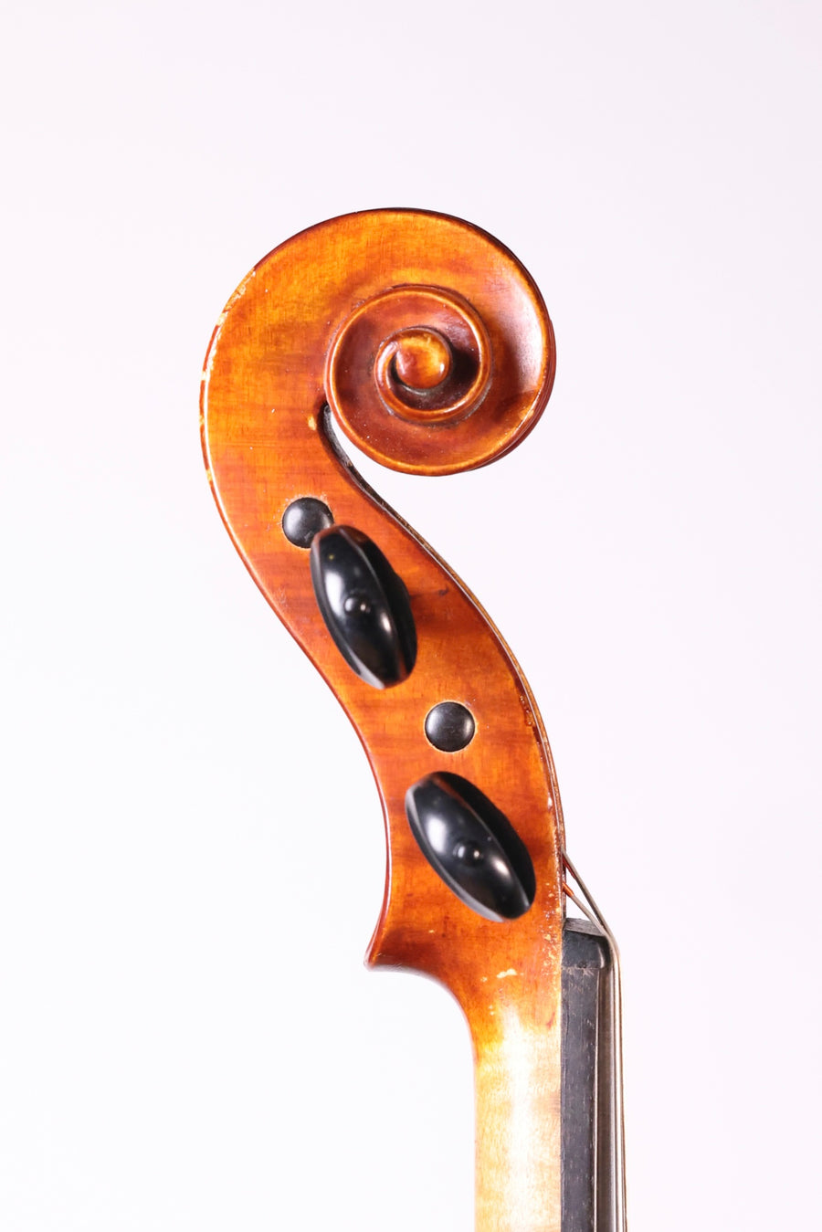 A Lithuanian-American Violin by Charles J. Edlavitch, 1932.