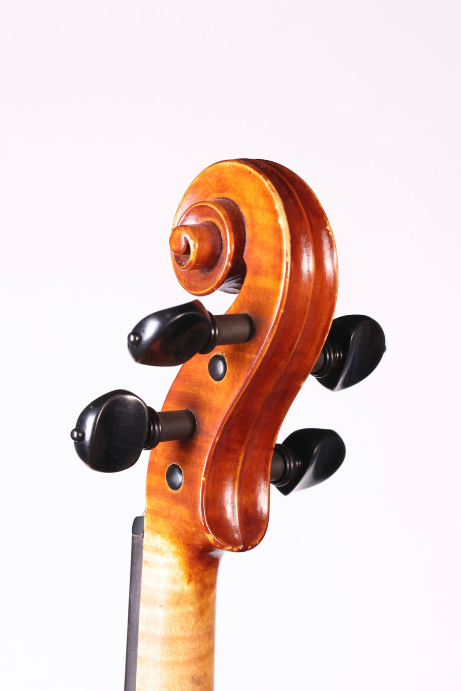 A Lithuanian-American Violin by Charles J. Edlavitch, 1932.