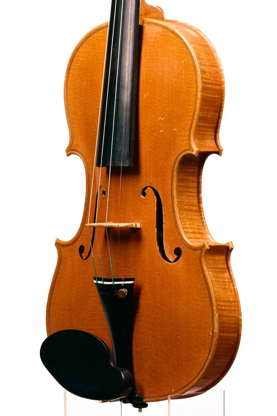A Good Violin by Chen Guang-Yue, 1988.