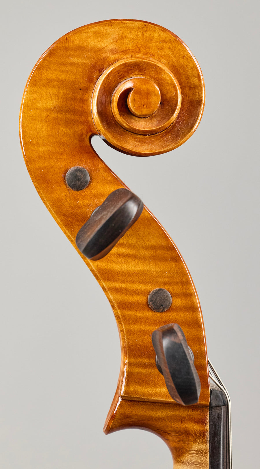 A Striking Italian Cello By Luigi Villa, Milan - 1987.