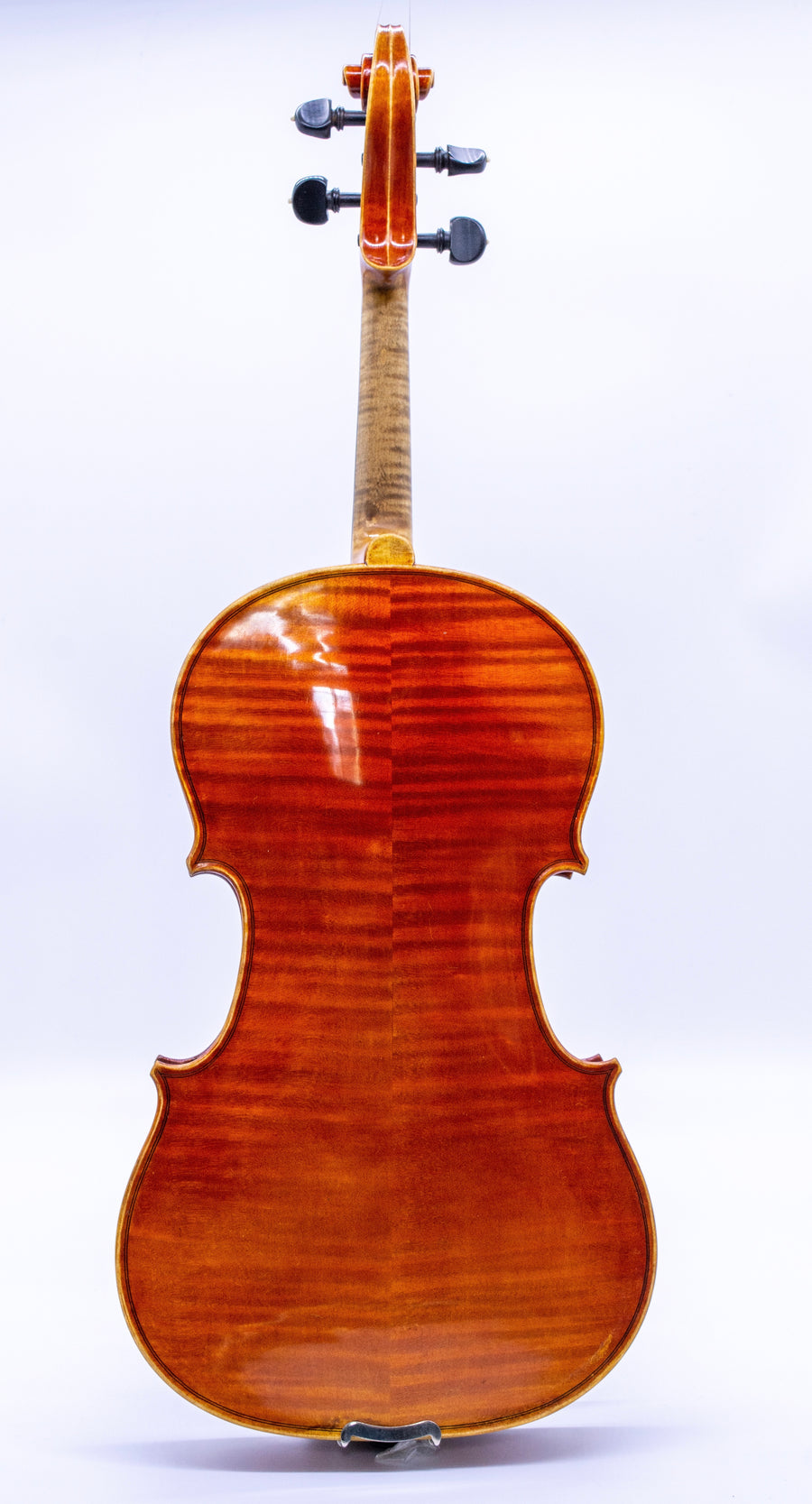 A Fine Viola by Leo Aschauer; Mittenwald, 1955. 16”