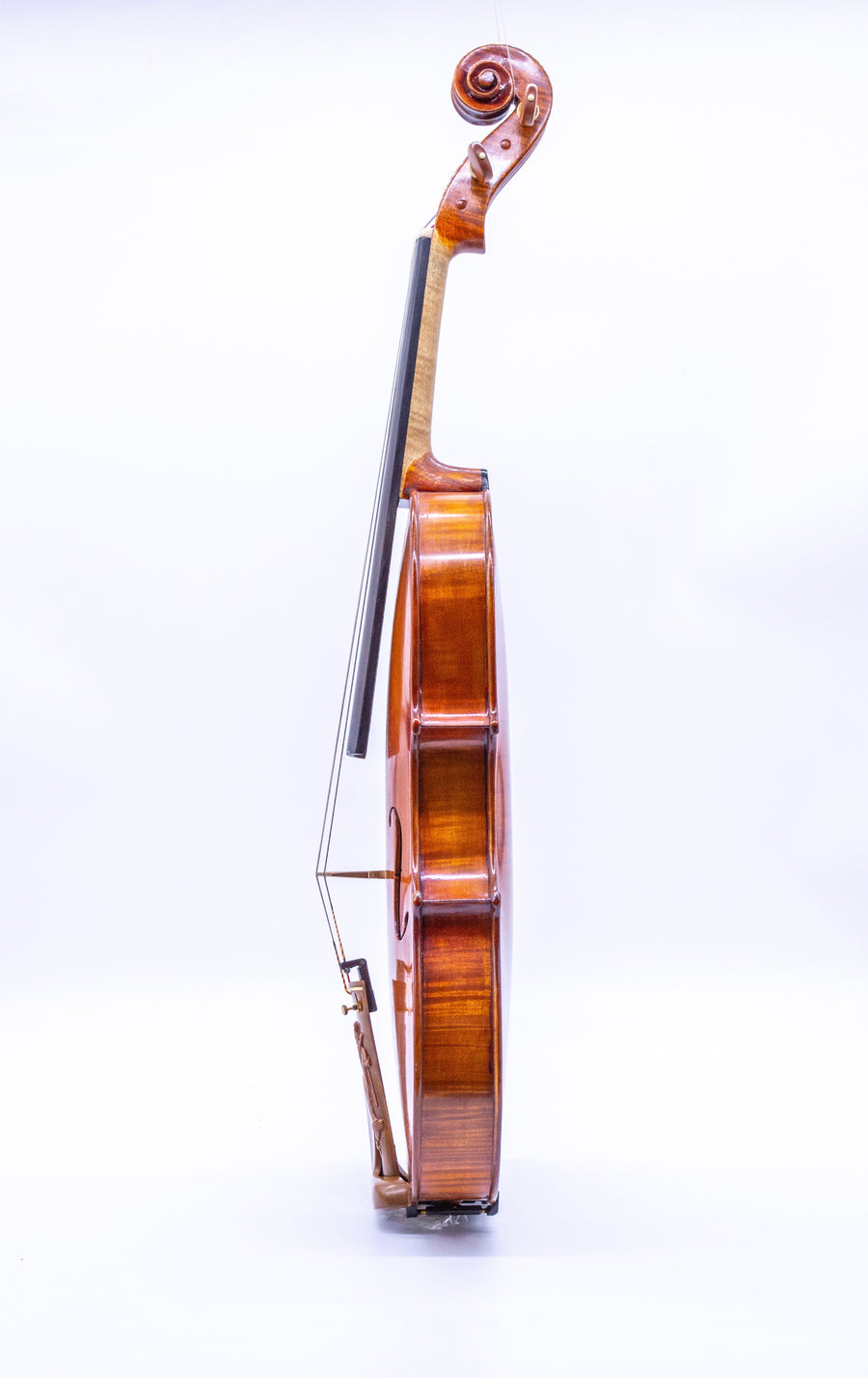 A Contemporary American Viola by John Vincent Importuno, 1998. 16 1/2”
