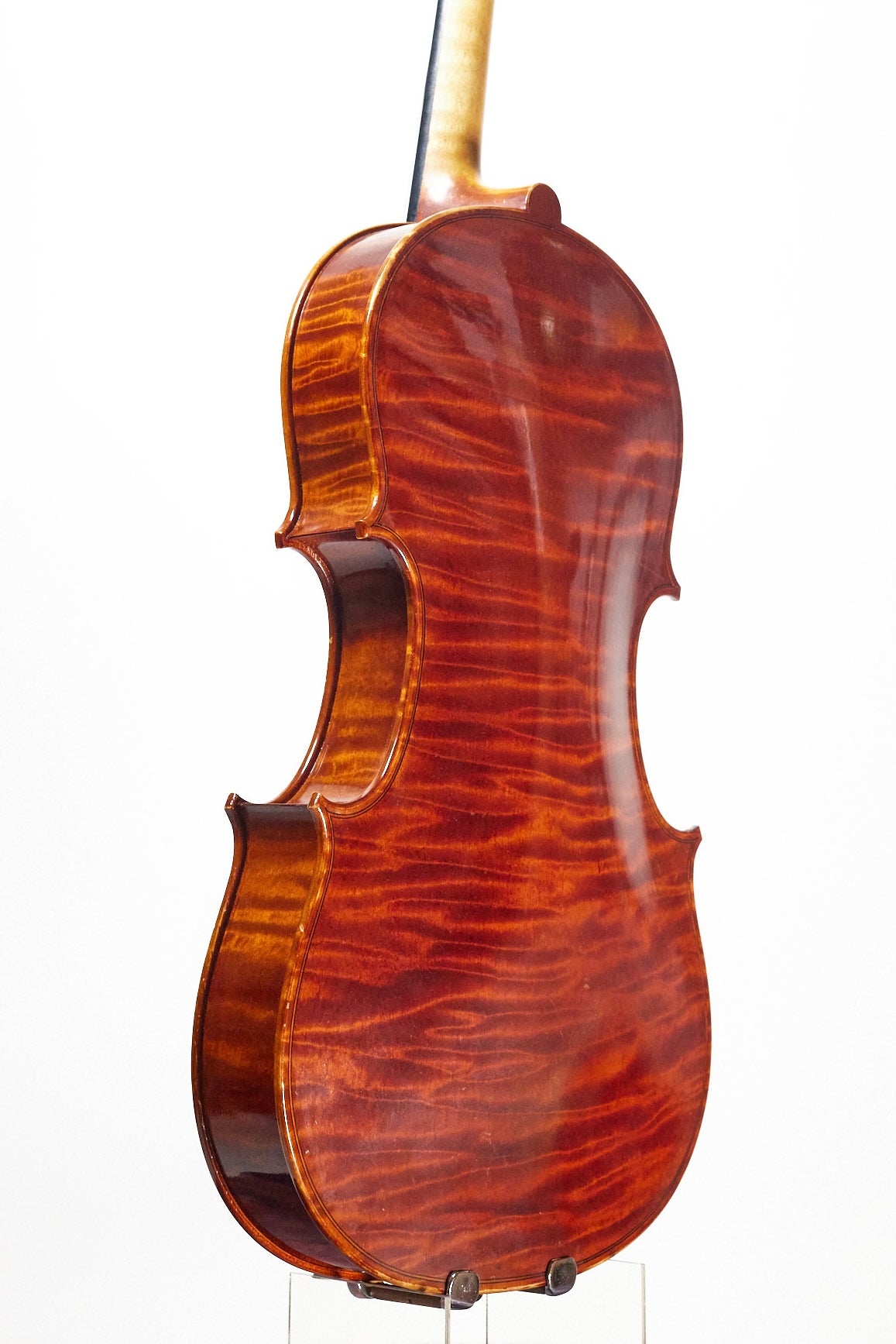 Benjamin Ruth Viola A Fine Contemporary Viola By Guy Rabut, 1998. 15 7/8” – Cohen Violins