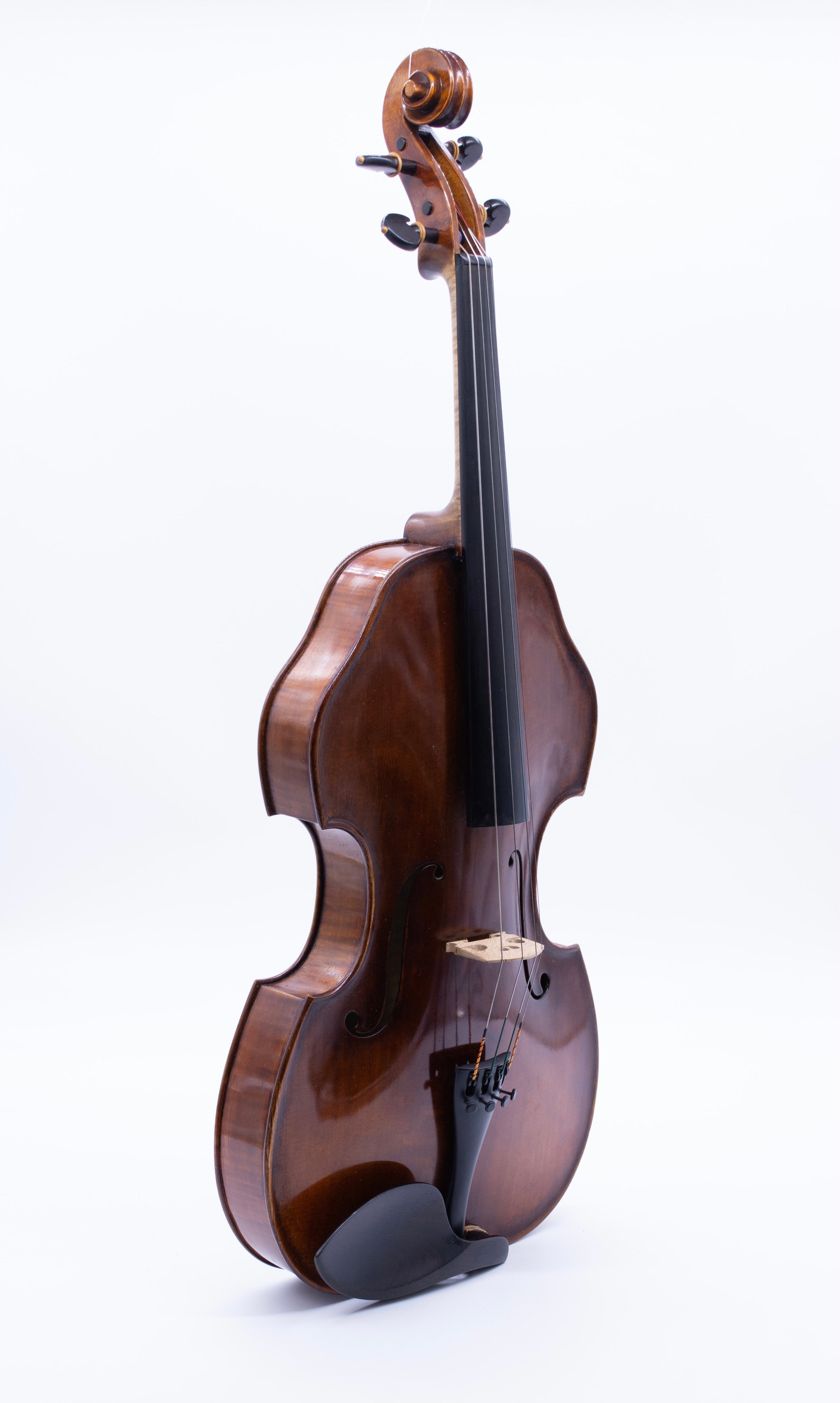 An Iizuka Pattern Viola by Brazilian Luthier, José Corrêa