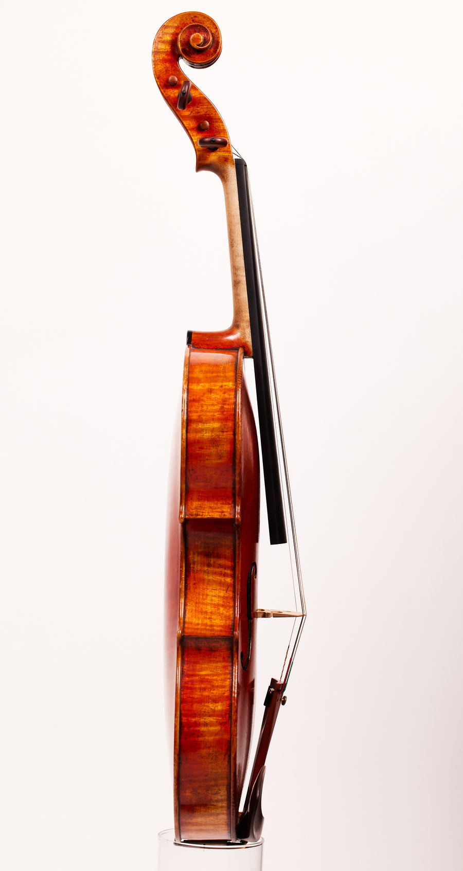 An Exquisite Modern Cremonese Viola by Maurizio Tadioli, 2004. 15 3/4”